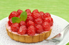 raspberry tartlet - photo/picture definition - raspberry tartlet word and phrase image